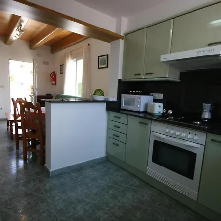 Apartment In Mit Privatem Grill By Interhome